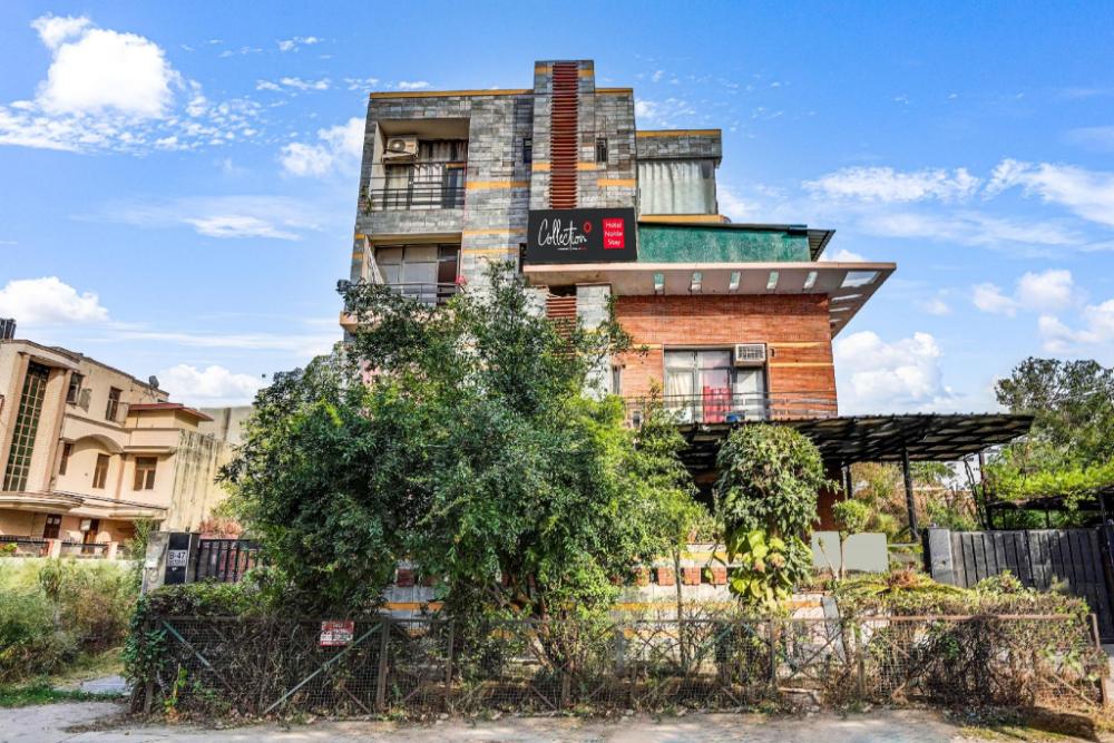 hotel o noida stay