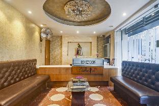 collection o the crown hotel