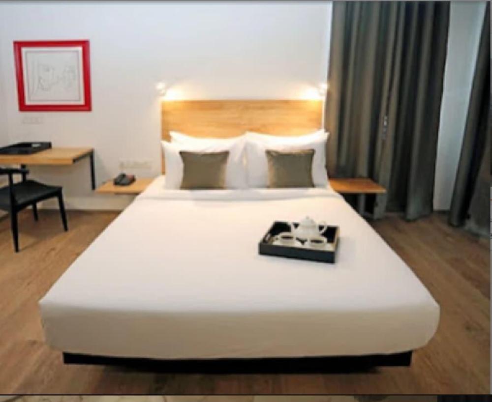 hotel wedlock