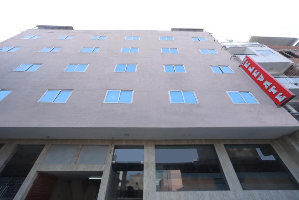 the elevate hotel near delhi airport