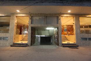 the elevate hotel near delhi airport