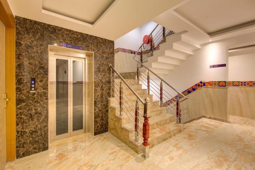 the elevate hotel near delhi airport