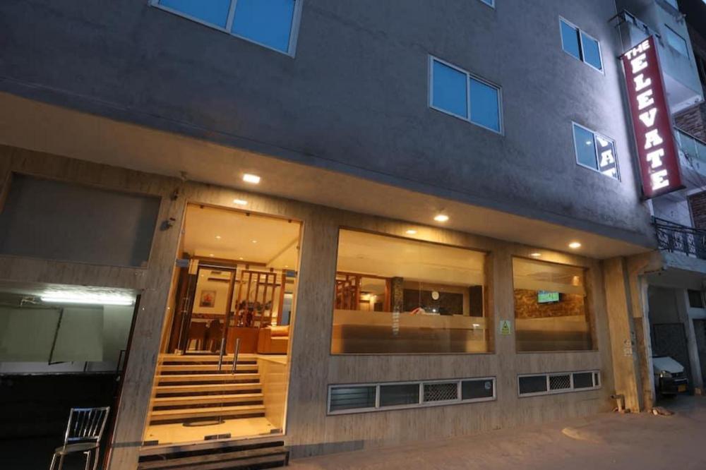 the elevate hotel near delhi airport