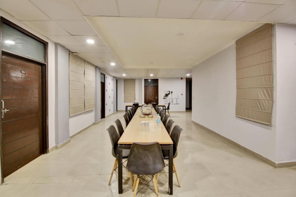 townhouse saket residency near saket metro