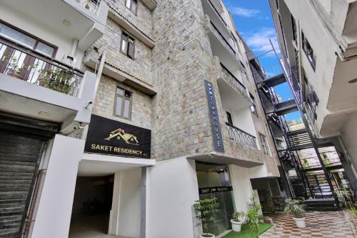 townhouse saket residency near saket metro