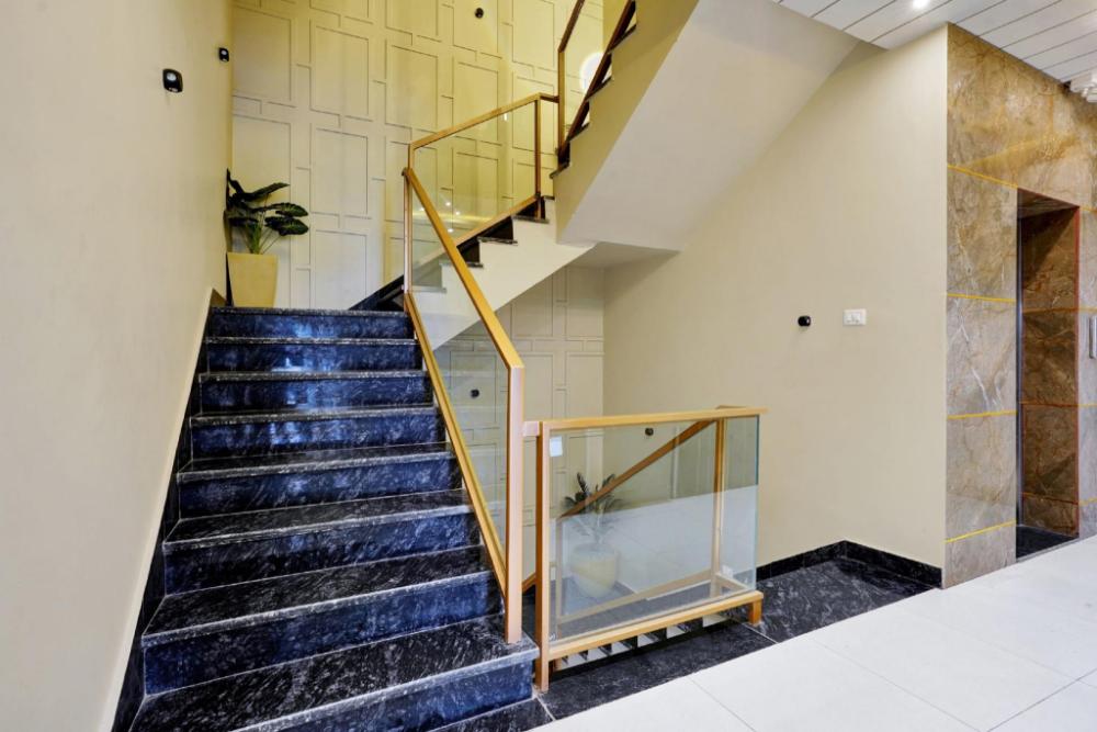 collection o hotel sterling 30