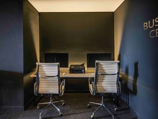 mercure melbourne therry street