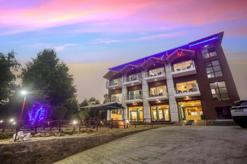 mukteshwar treat resort