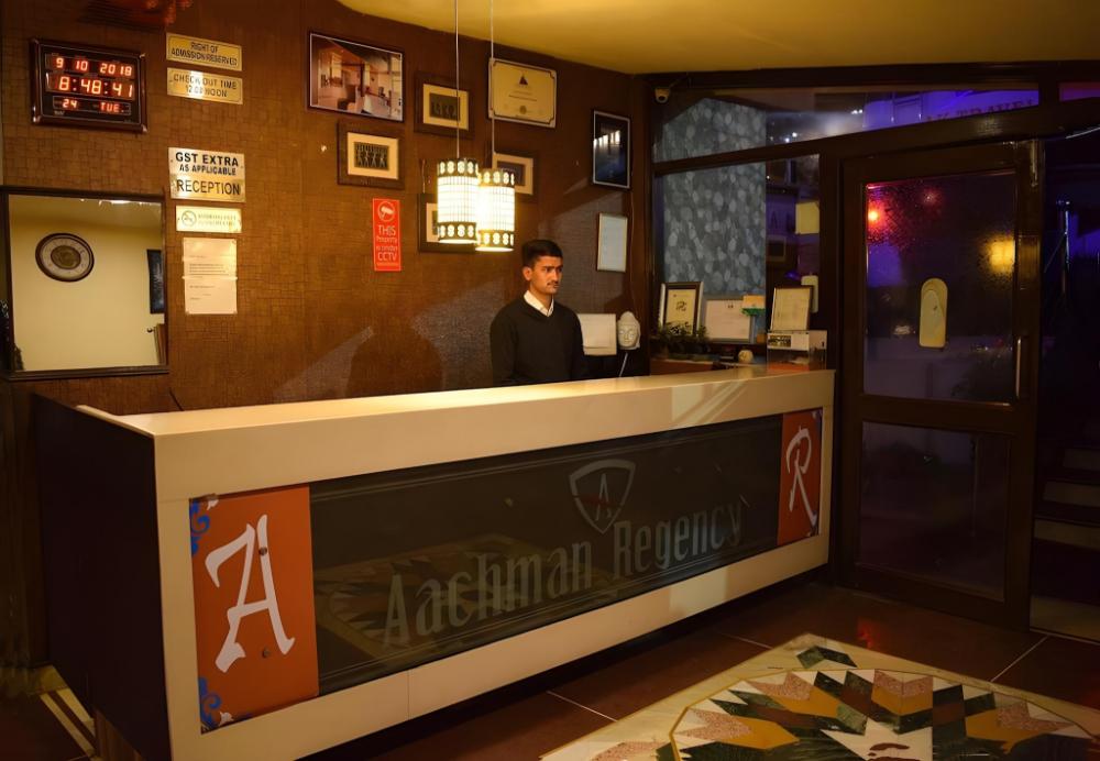hotel aachman regency