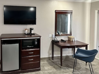 studio 6 suites mesa az near downtown and sloan park