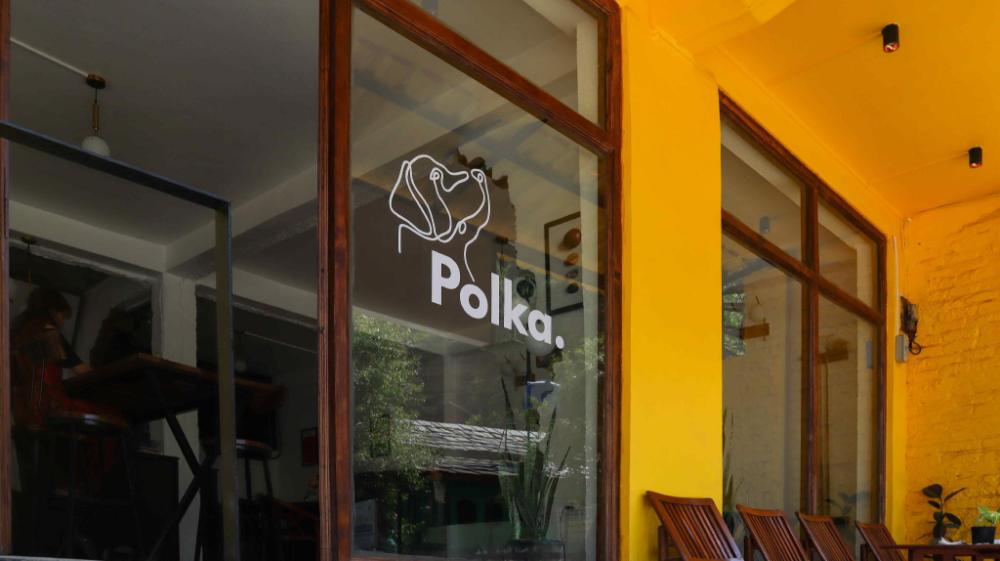 whoopers hostel jibhi