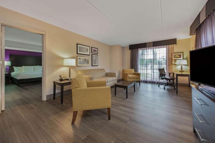 la quinta inn by wyndham miami airport north