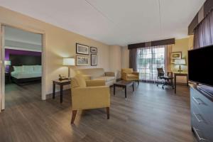 la quinta inn by wyndham miami airport north