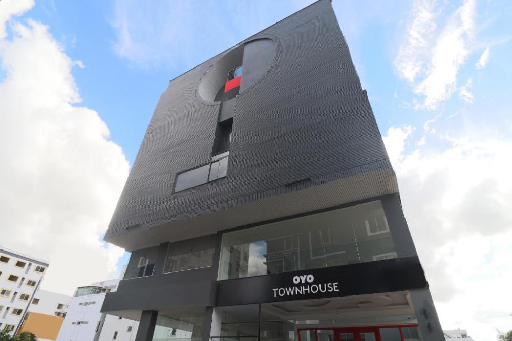 super townhouse reva college university