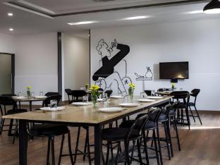 super townhouse reva college university