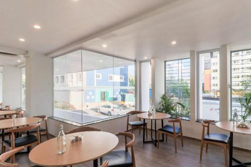 super townhouse reva college university