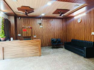 hotel eleven 43 suites