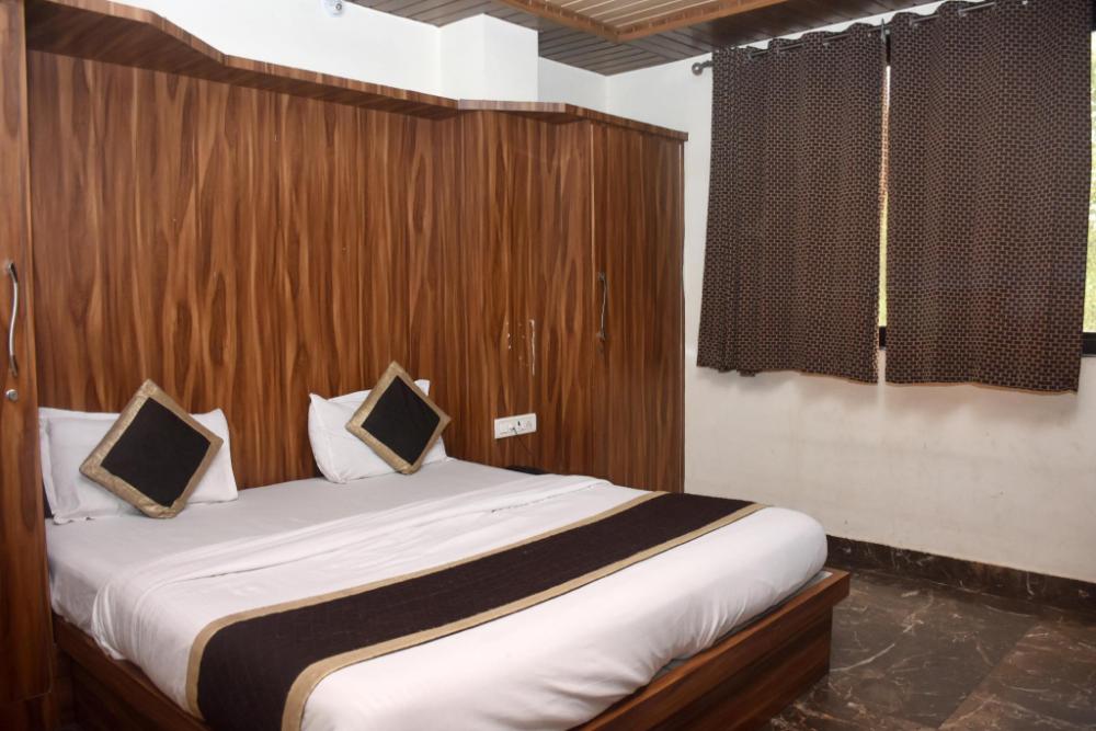 hotel eleven 43 suites