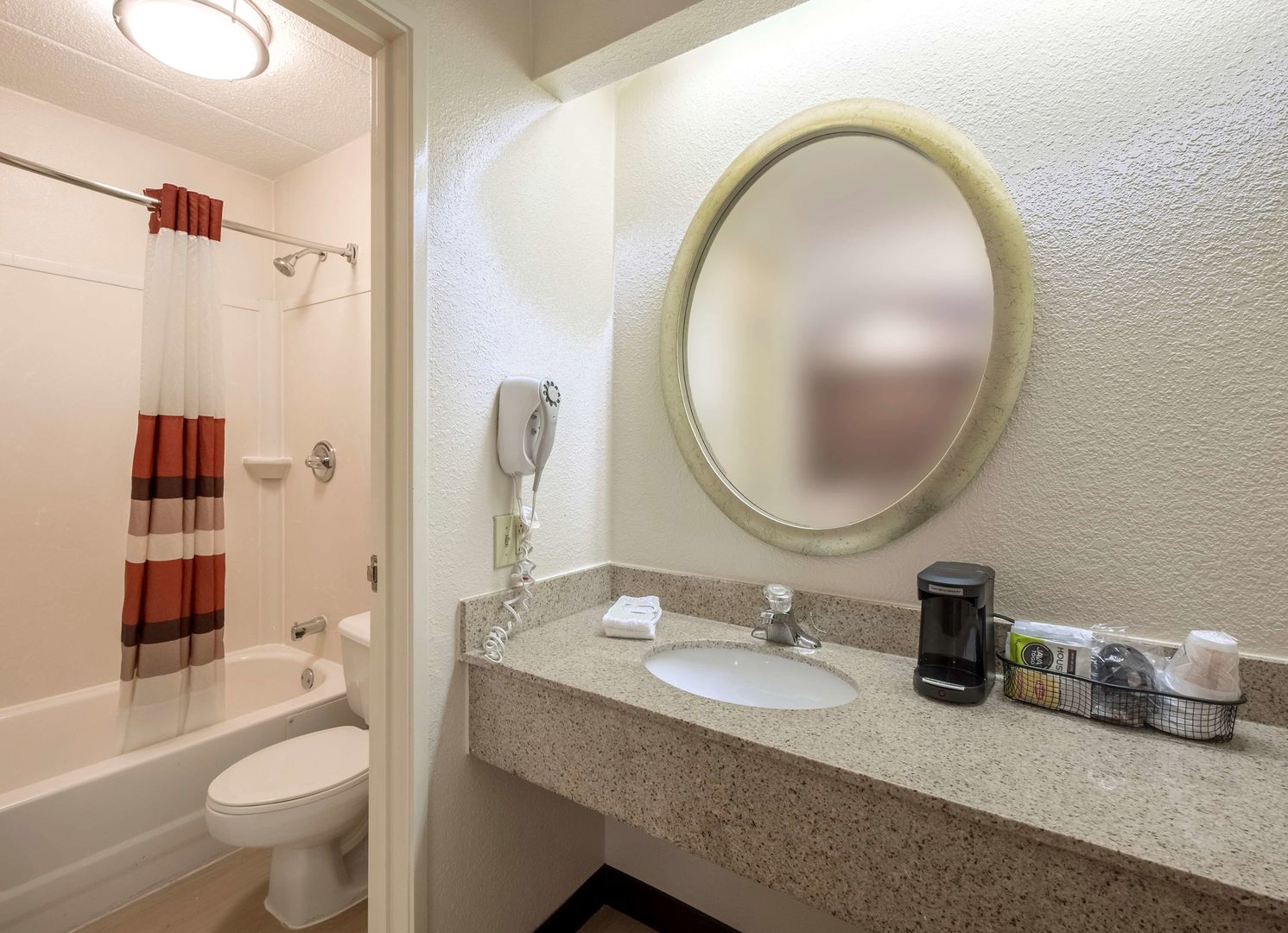 red roof inn milford new haven