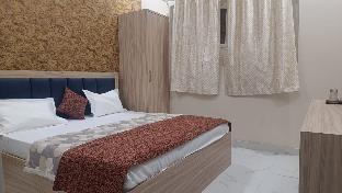 r k guest house paying guest