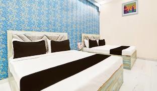 r k guest house paying guest