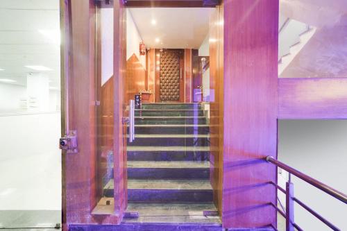 super townhouse selaqui chakrata road