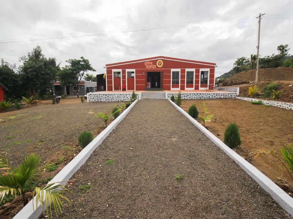 hotel ekant tourist resort