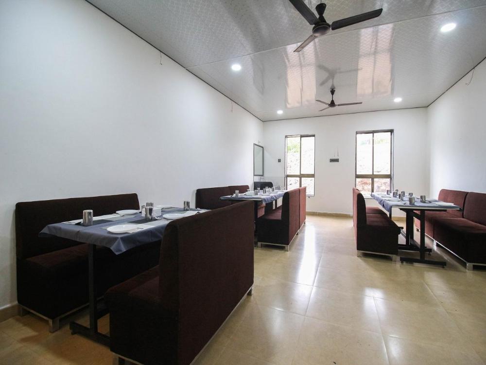 hotel ekant tourist resort