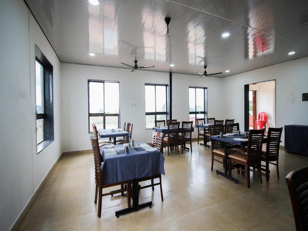 hotel ekant tourist resort