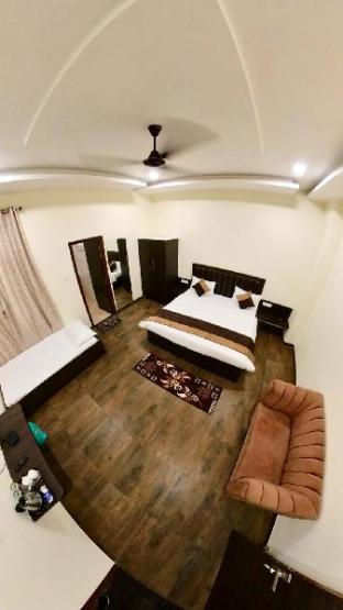 hotel govindam elite