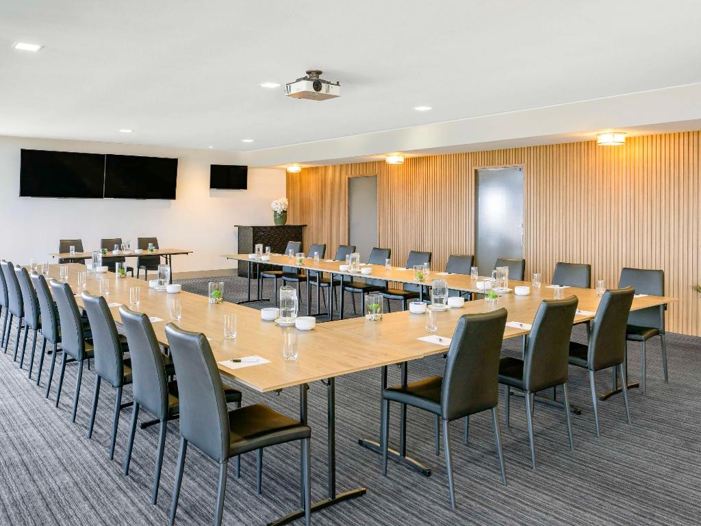 mantra melbourne melton
