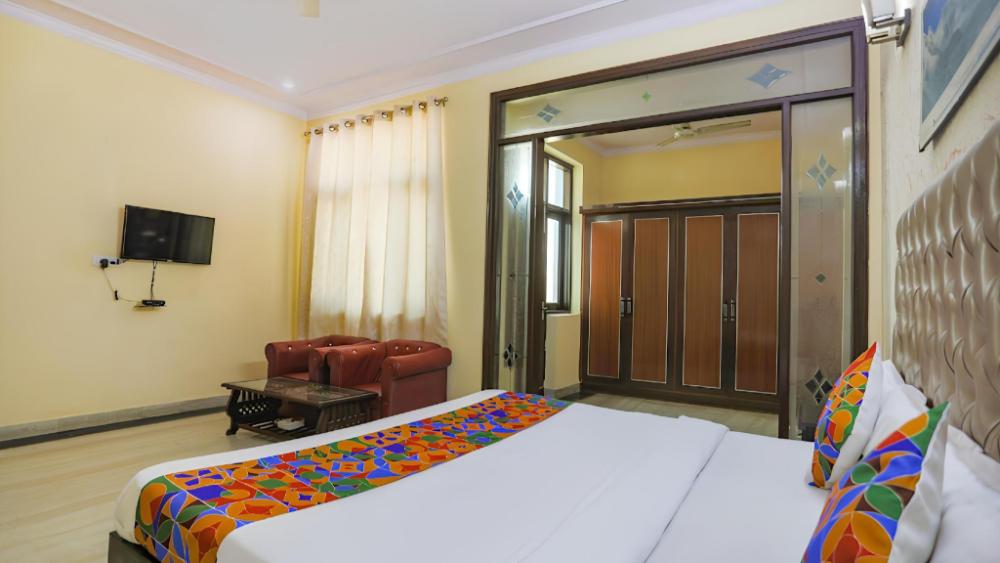 hotel sunrise noida