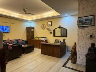 hotel sunrise noida