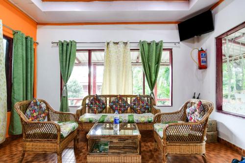 townhouse oak gorumara jungle resort