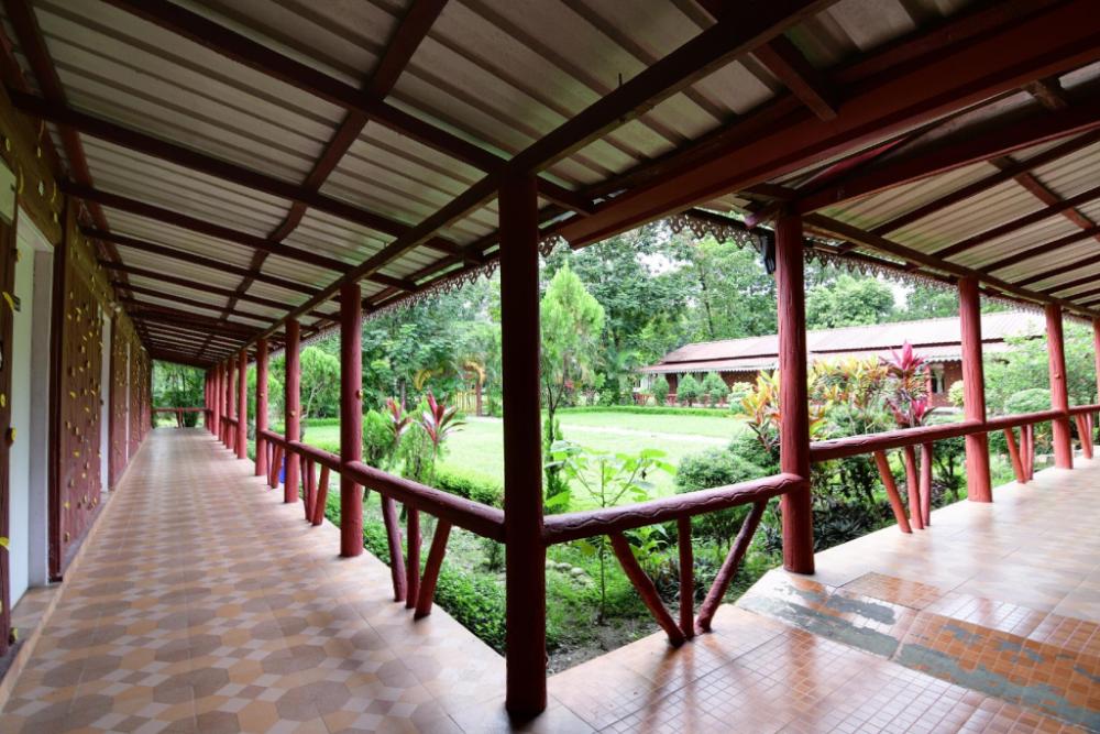 townhouse oak gorumara jungle resort