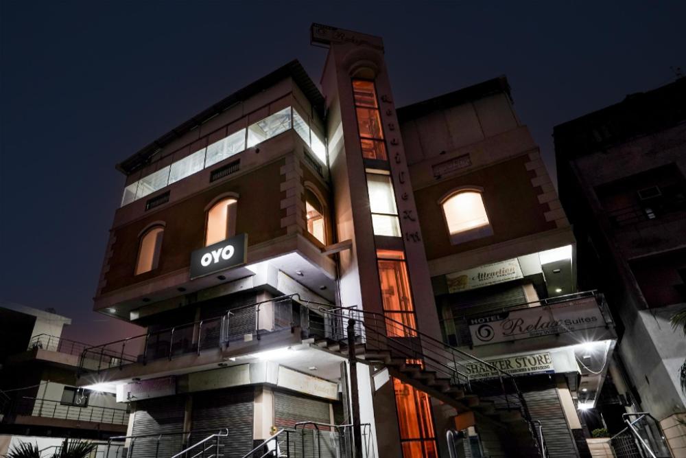 super townhouse relax suits a boutique hotel vasundhara