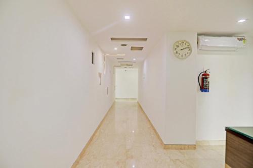 super townhouse relax suits a boutique hotel vasundhara