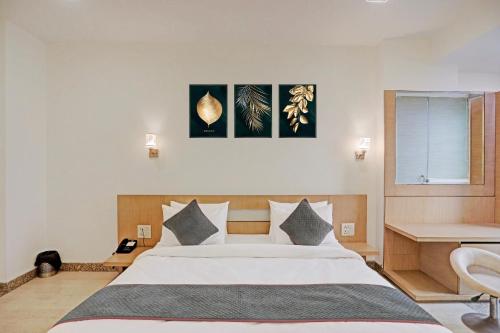 super townhouse relax suits a boutique hotel vasundhara