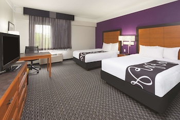 la quinta inn and suites by wyndham miami airport east