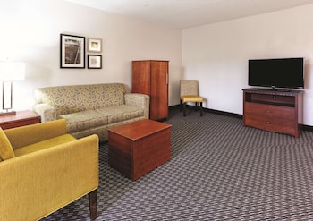la quinta inn and suites by wyndham miami airport east