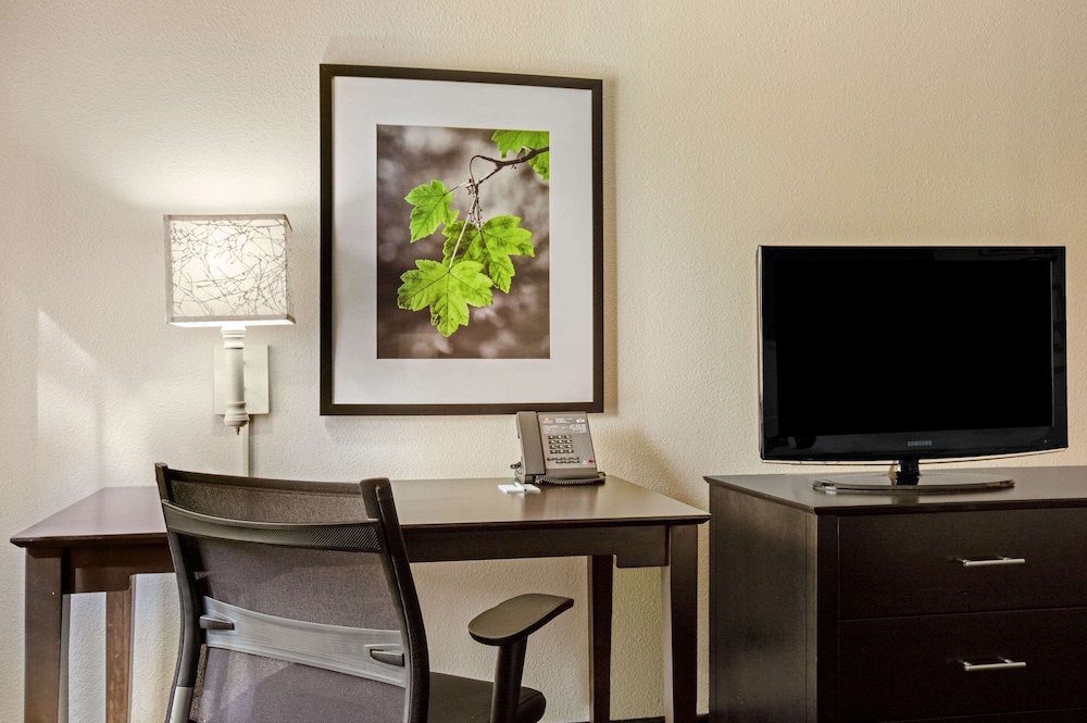 la quinta inn and suites by wyndham miami airport east