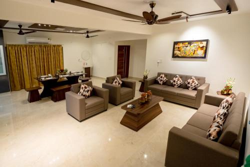 mahas vrindavan by mahas homestays 3 bhk flats a c