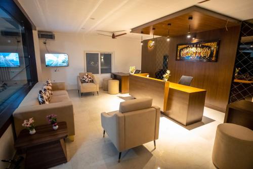 mahas vrindavan by mahas homestays 3 bhk flats a c