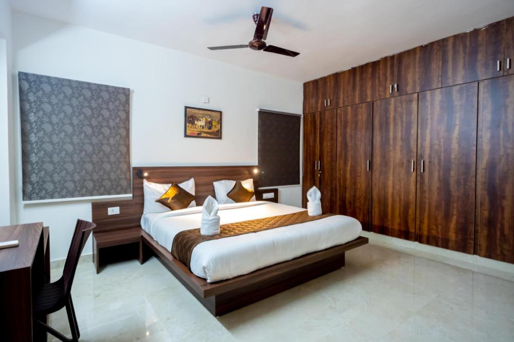 mahas vrindavan by mahas homestays 3 bhk flats a c