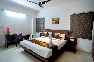 mahas vrindavan by mahas homestays 3 bhk flats a c