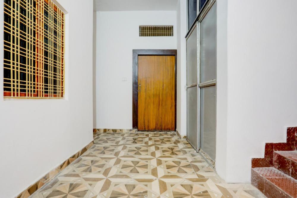 hotel o saanvi residency inn a ganga view