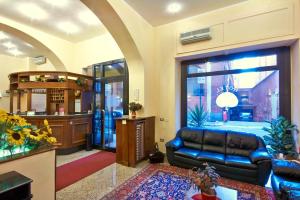 Hotel Pavone,Rozzano>>Milan,3 star