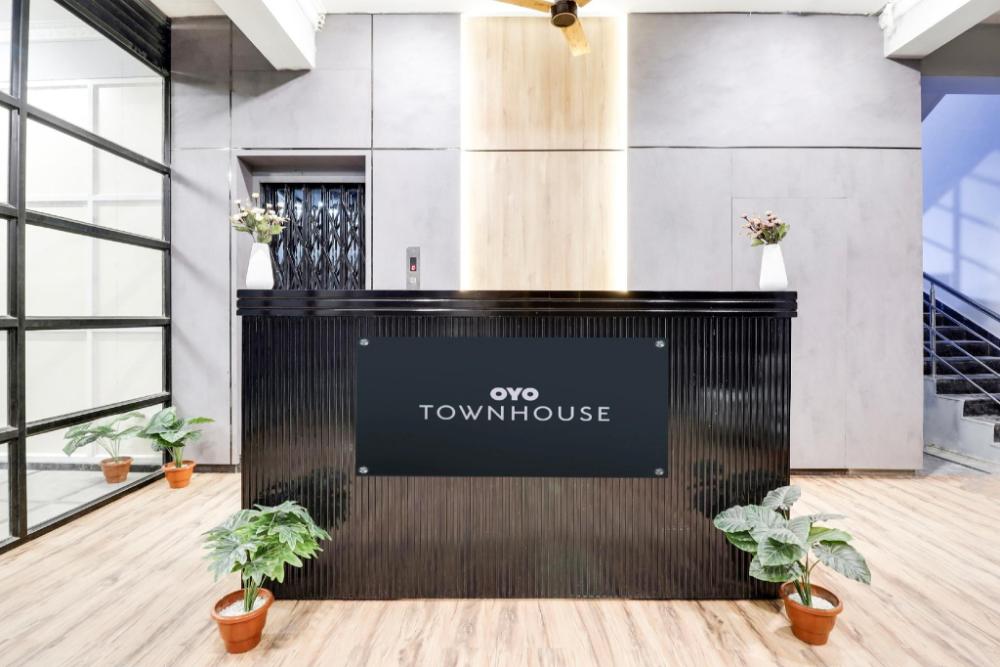townhouse de alphabet hotel kukatpally nexus mall