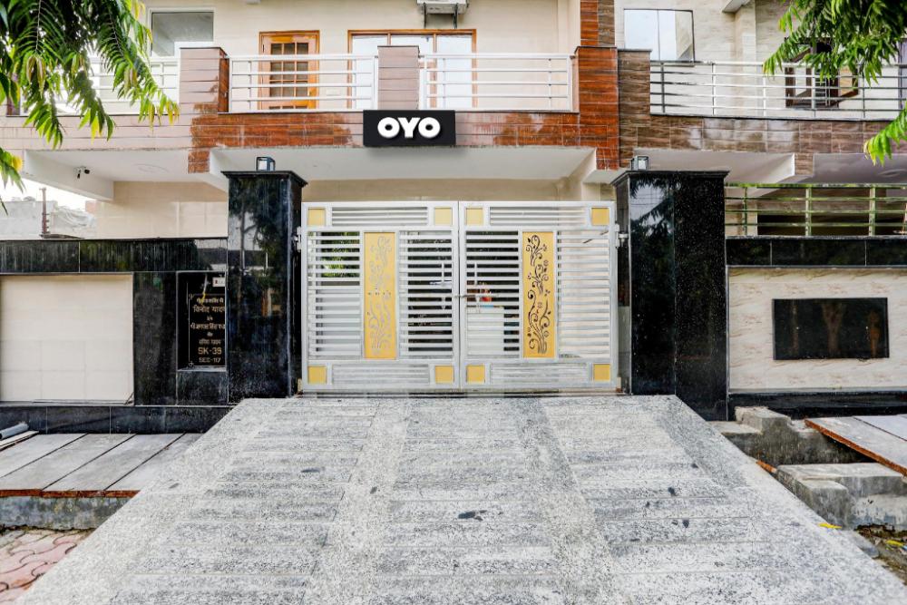hotel o noida hotel