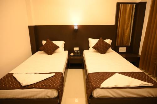 hotel tripti biswanath chariali
